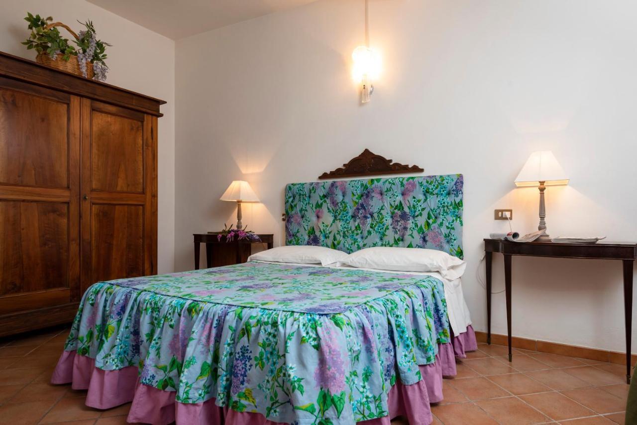 Agriturismo La Rombaia Кастільйоне-делла-Пеская Екстер'єр фото
